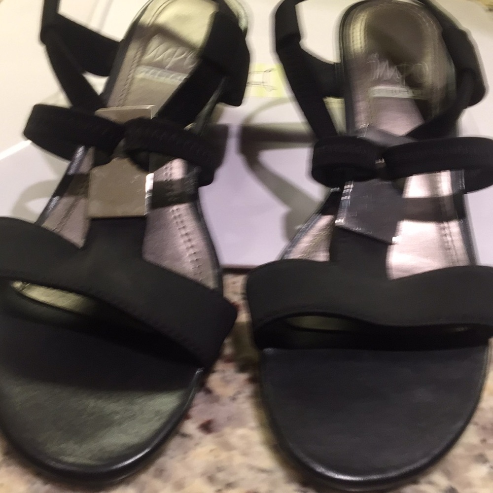 Impo stretch sandals